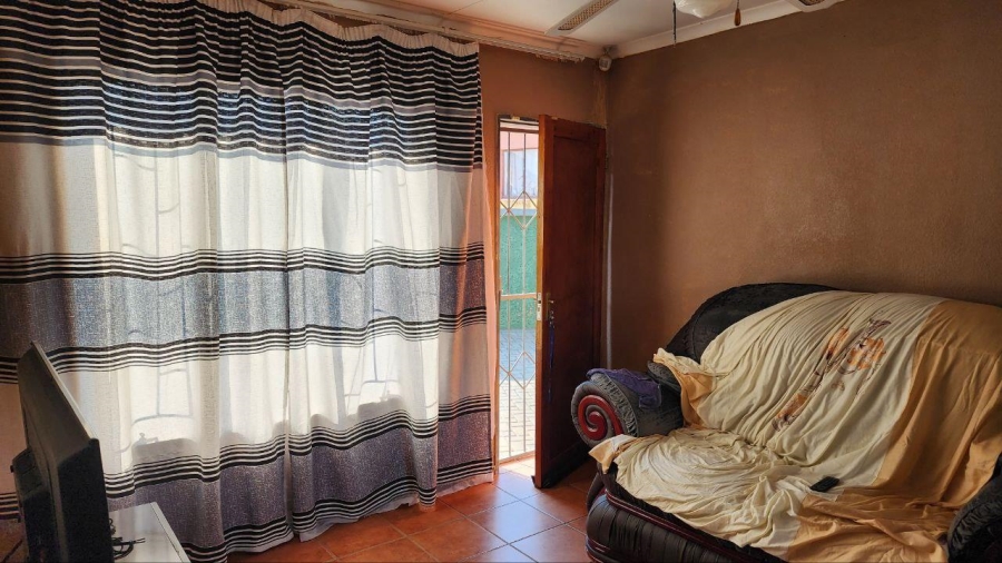 3 Bedroom Property for Sale in Tlhabane North West